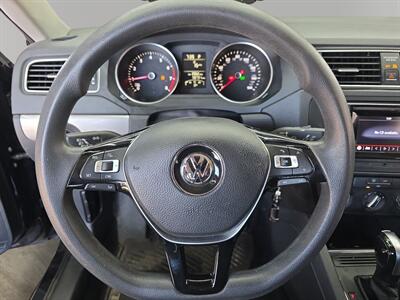 2017 Volkswagen Jetta 1.4T S - Photo 12 - Lennox, CA 90304