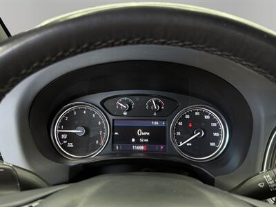 2022 Buick Enclave Essence   - Photo 19 - Lennox, CA 90304
