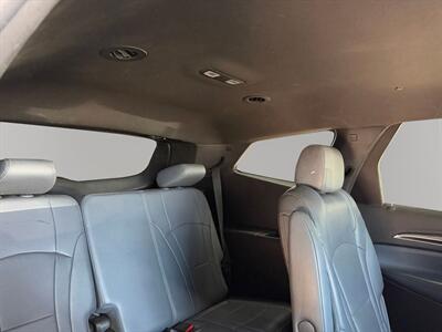 2022 Buick Enclave Essence   - Photo 25 - Lennox, CA 90304