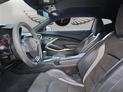2021 Chevrolet Camaro SS 1SS   - Photo 9 - Lennox, CA 90304