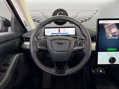 2022 Ford Mustang Mach-E California Route 1 - Photo 12 - Lennox, CA 90304