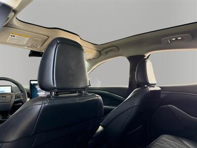 2022 Ford Mustang Mach-E California Route 1 - Photo 17 - Lennox, CA 90304