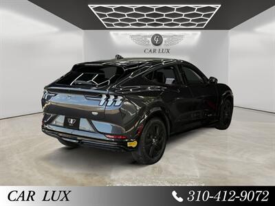 2022 Ford Mustang Mach-E California Route 1 - Photo 5 - Lennox, CA 90304