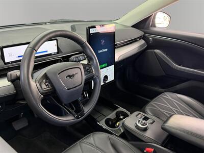 2022 Ford Mustang Mach-E California Route 1 - Photo 15 - Lennox, CA 90304