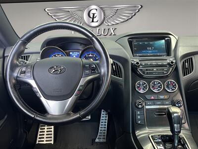 2015 Hyundai Genesis Coupe 3.8 Ultimate   - Photo 13 - Lennox, CA 90304