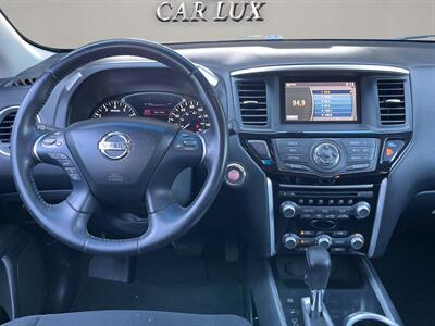 2014 Nissan Pathfinder SV   - Photo 12 - Lennox, CA 90304