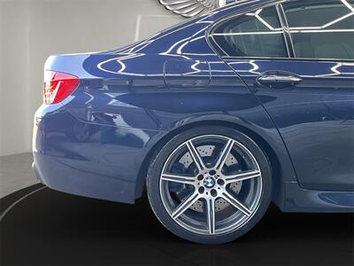2015 BMW M5   - Photo 28 - Lennox, CA 90304