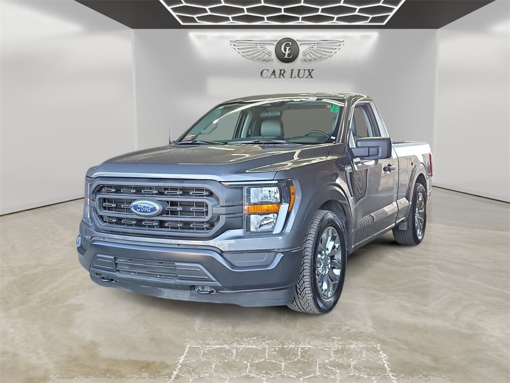 2023 Ford F-150 XL   - Photo 1 - Lennox, CA 90304