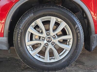 2018 Nissan Rogue SV   - Photo 27 - Lennox, CA 90304