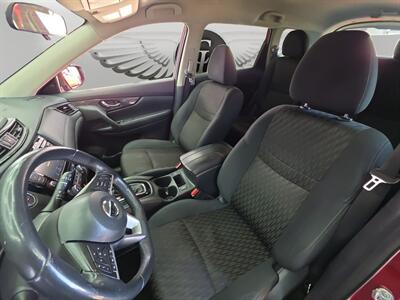 2018 Nissan Rogue SV   - Photo 10 - Lennox, CA 90304