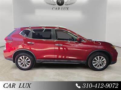 2018 Nissan Rogue SV   - Photo 6 - Lennox, CA 90304