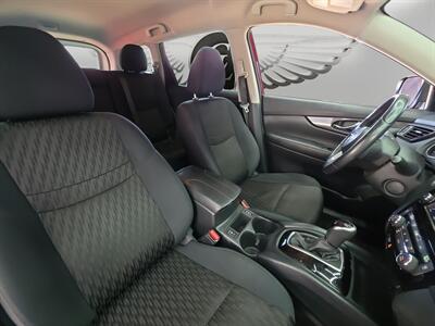 2018 Nissan Rogue SV   - Photo 23 - Lennox, CA 90304