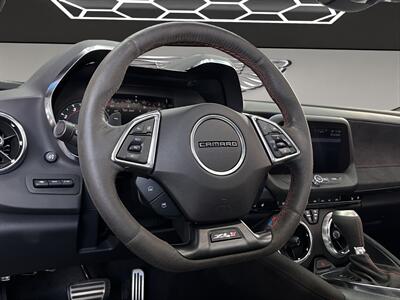 2023 Chevrolet Camaro ZL1   - Photo 10 - Lennox, CA 90304