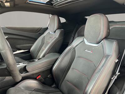 2023 Chevrolet Camaro ZL1   - Photo 9 - Lennox, CA 90304