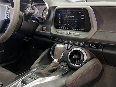 2023 Chevrolet Camaro ZL1   - Photo 14 - Lennox, CA 90304