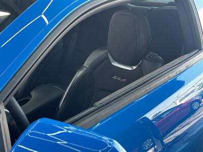 2023 Chevrolet Camaro ZL1   - Photo 26 - Lennox, CA 90304