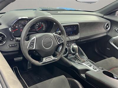 2023 Chevrolet Camaro ZL1   - Photo 19 - Lennox, CA 90304