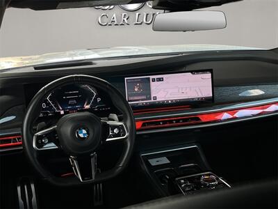 2023 BMW 760i xDrive   - Photo 18 - Lennox, CA 90304