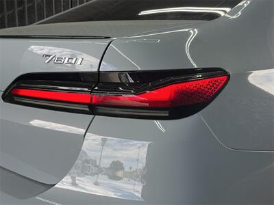 2023 BMW 760i xDrive   - Photo 20 - Lennox, CA 90304