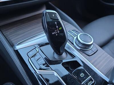 2022 BMW 530i  M SPORT - Photo 21 - Lennox, CA 90304