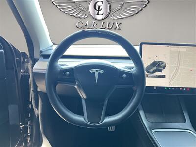 2022 Tesla Model Y Performance   - Photo 10 - Lennox, CA 90304