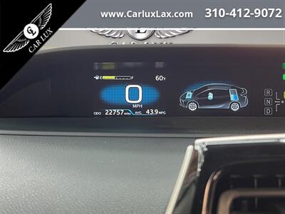 2022 Toyota Prius XLE   - Photo 12 - Lennox, CA 90304