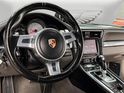 2013 Porsche 911 Carrera S   - Photo 11 - Lennox, CA 90304