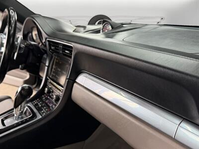 2013 Porsche 911 Carrera S   - Photo 18 - Lennox, CA 90304