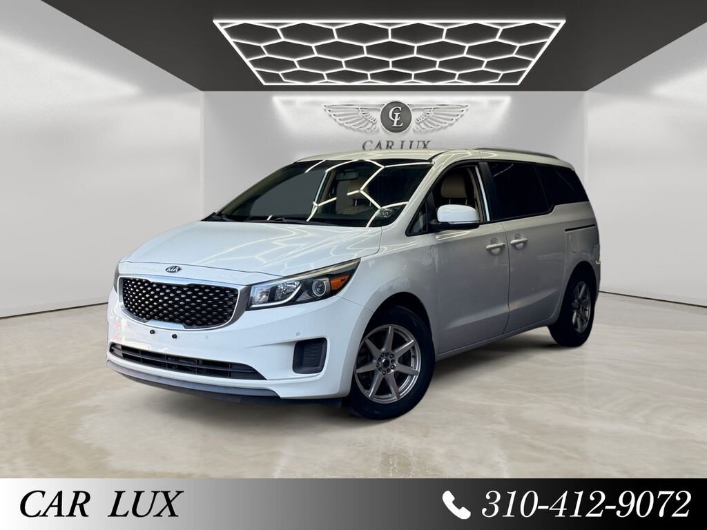 2017 Kia Sedona LX   - Photo 1 - Lennox, CA 90304