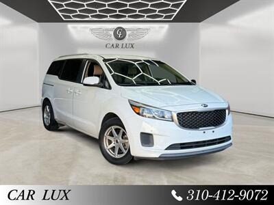 2017 Kia Sedona LX - Photo 7 - Lennox, CA 90304