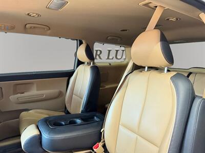 2017 Kia Sedona LX - Photo 13 - Lennox, CA 90304