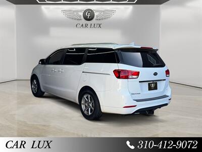 2017 Kia Sedona LX - Photo 3 - Lennox, CA 90304