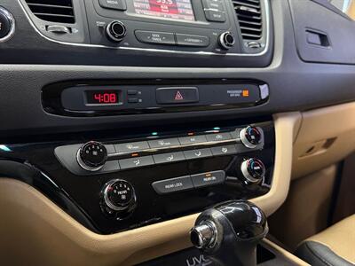 2017 Kia Sedona LX - Photo 21 - Lennox, CA 90304