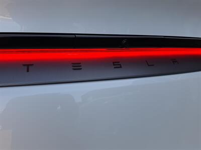2026 Tesla Model Y Long Range   - Photo 22 - Lennox, CA 90304