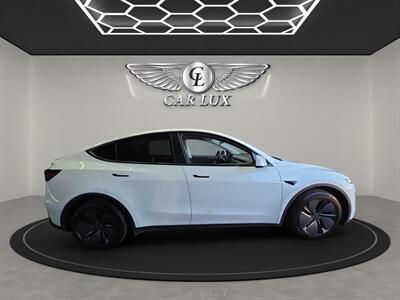 2026 Tesla Model Y Long Range   - Photo 8 - Lennox, CA 90304