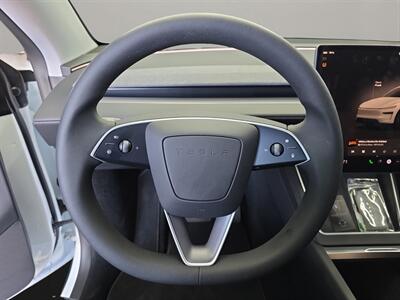 2026 Tesla Model Y Long Range   - Photo 10 - Lennox, CA 90304