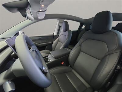 2026 Tesla Model Y Long Range   - Photo 19 - Lennox, CA 90304