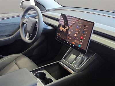 2026 Tesla Model Y Long Range   - Photo 15 - Lennox, CA 90304