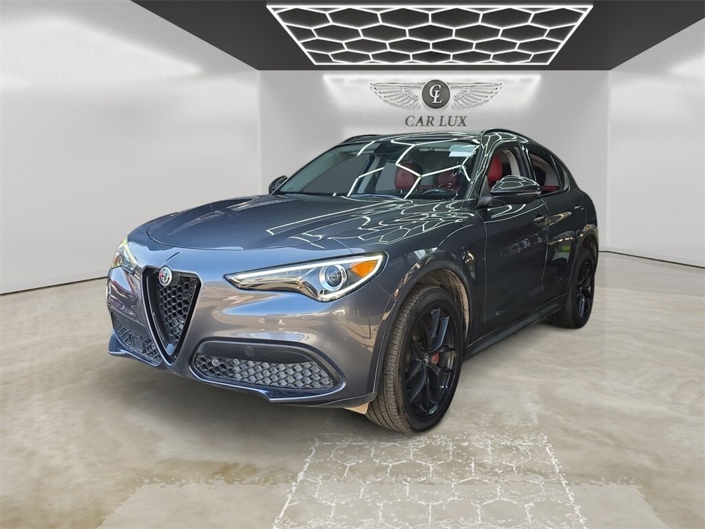 2019 Alfa Romeo Stelvio Base's photo