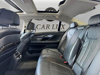 2020 BMW 740i   - Photo 13 - Lennox, CA 90304