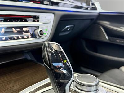 2020 BMW 740i   - Photo 21 - Lennox, CA 90304