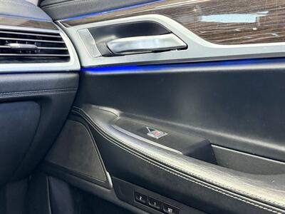 2020 BMW 740i   - Photo 24 - Lennox, CA 90304