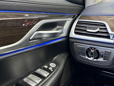 2020 BMW 740i   - Photo 23 - Lennox, CA 90304