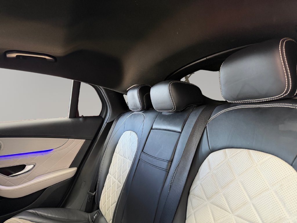 2021 Mercedes-Benz GLC GLC 43 AMG® 4MATIC® - Photo 13 - Lennox, CA 90304