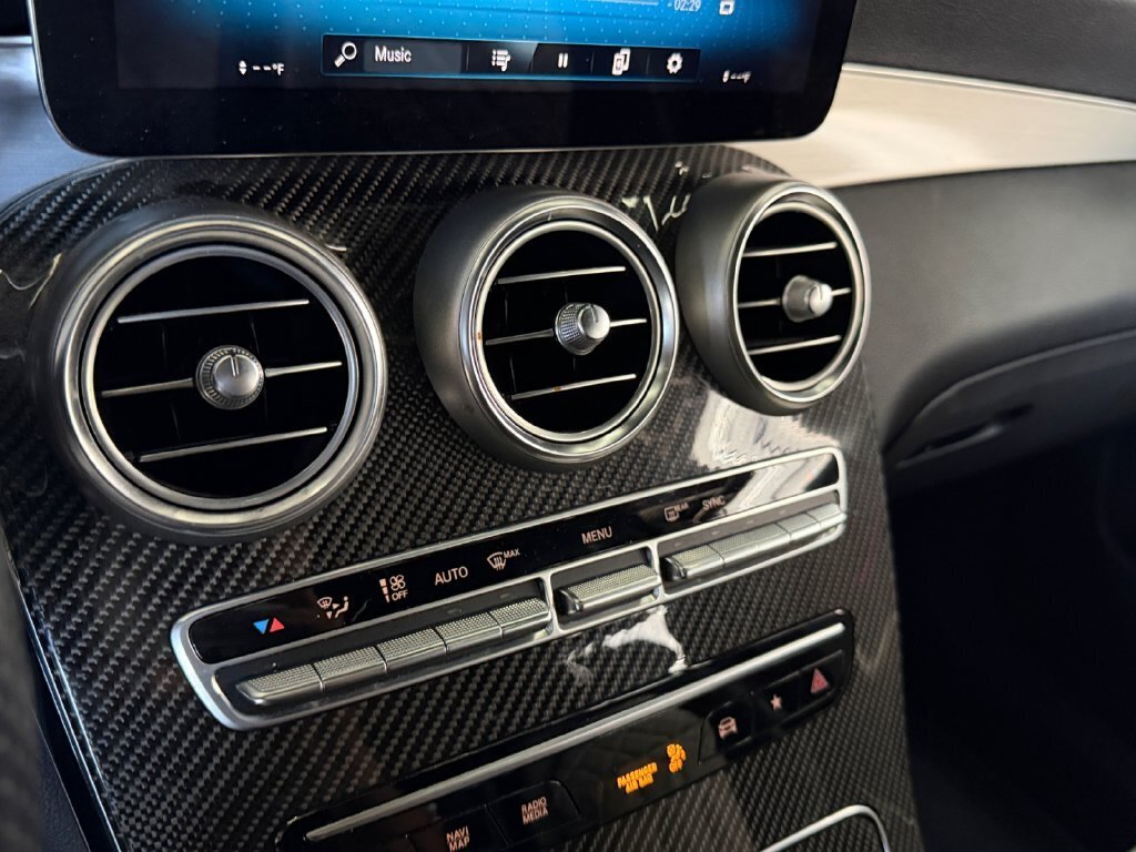 2021 Mercedes-Benz GLC GLC 43 AMG® 4MATIC® - Photo 22 - Lennox, CA 90304
