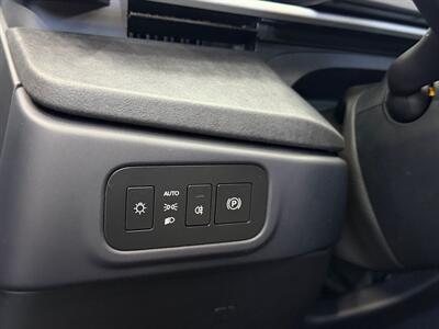 2023 Fisker Ocean One - Photo 18 - Lennox, CA 90304