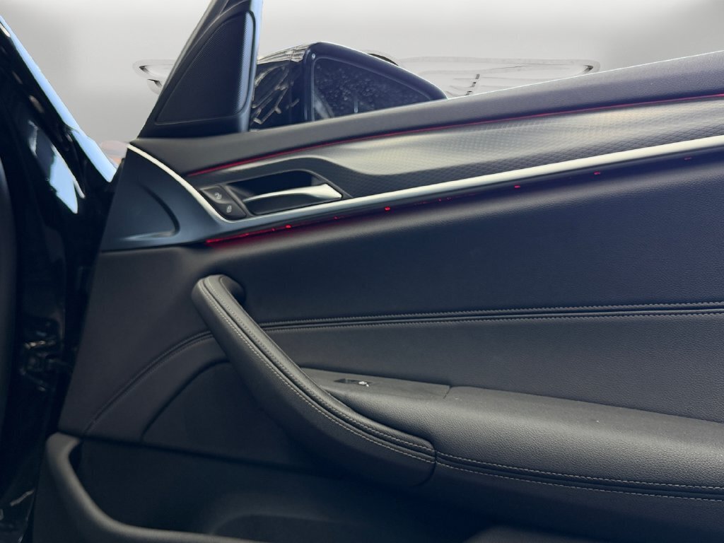 2021 BMW 540i M SPORT - Photo 29 - Lennox, CA 90304