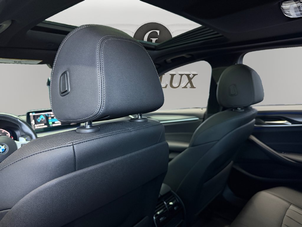 2021 BMW 540i M SPORT - Photo 19 - Lennox, CA 90304