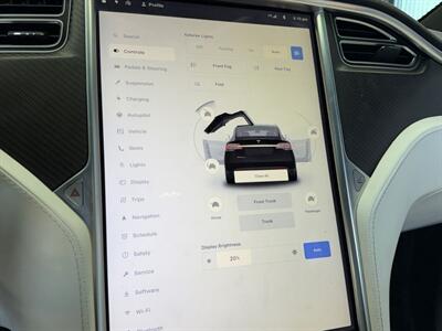 2016 Tesla Model X P90D   - Photo 25 - Lennox, CA 90304