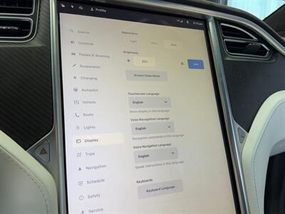 2016 Tesla Model X P90D   - Photo 20 - Lennox, CA 90304